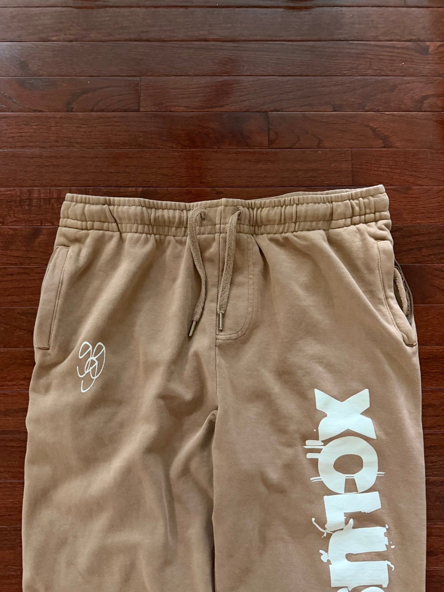 Brown straight leg capris