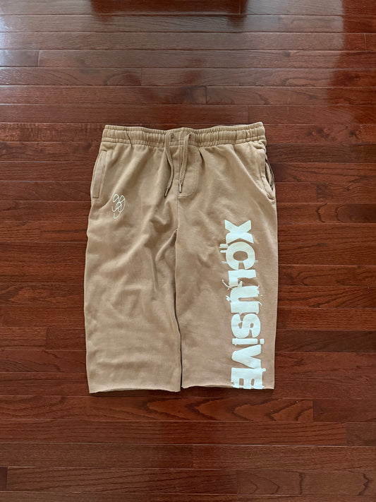 Brown straight leg capris