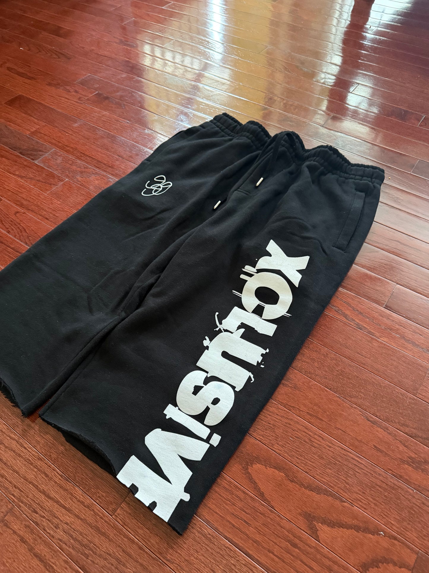 Black straight leg capris
